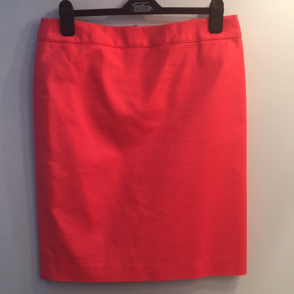 Liz Claiborne Coral Pencil Skirt